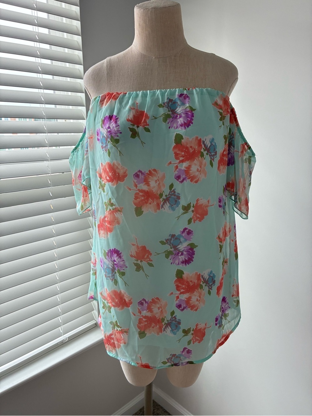 Vestique Women's Off-The-Shoulder Floral Tunic Dress